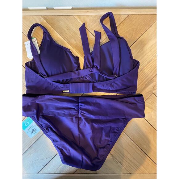 New Sunsets Bathing Suit Vienna V-Wire Size 40/42 C and Size 16 Bottoms - Picture 4 of 4